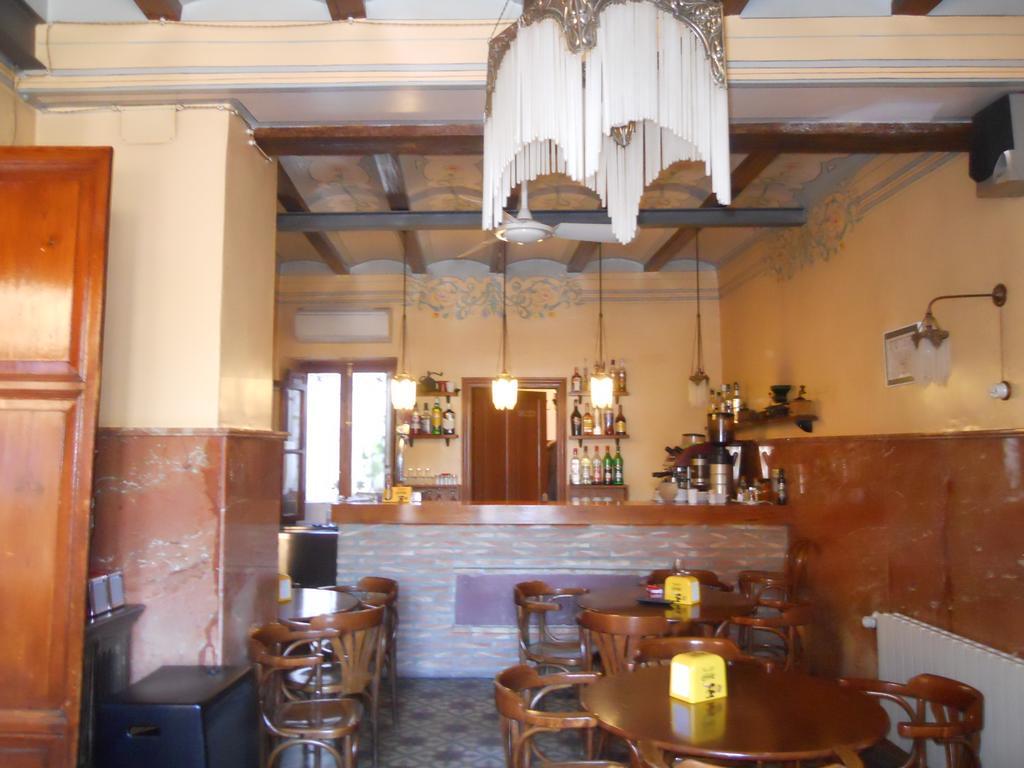 Hotel 1900 Casa Anita Requena Eksteriør billede