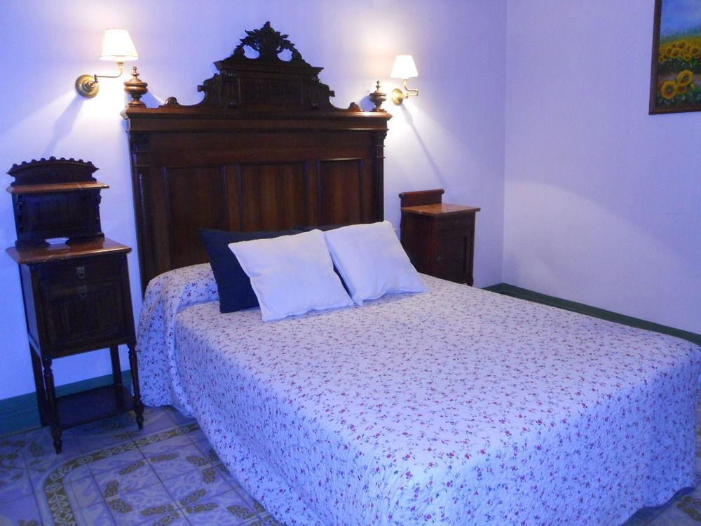 Hotel 1900 Casa Anita Requena Eksteriør billede